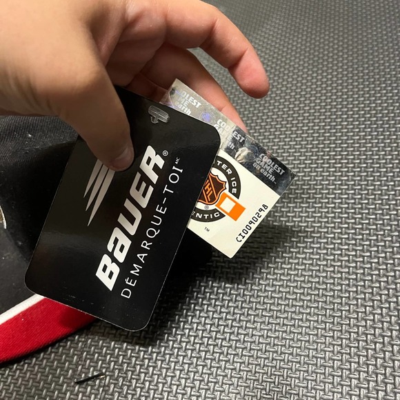 Deadstock Ottawa senators NHL Bauer Mens Hat Black NWT one size - Picture 3 of 7